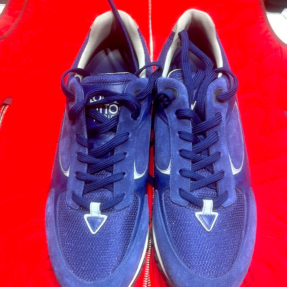 Brand new Louis Vuitton sneakers mens size 7.5